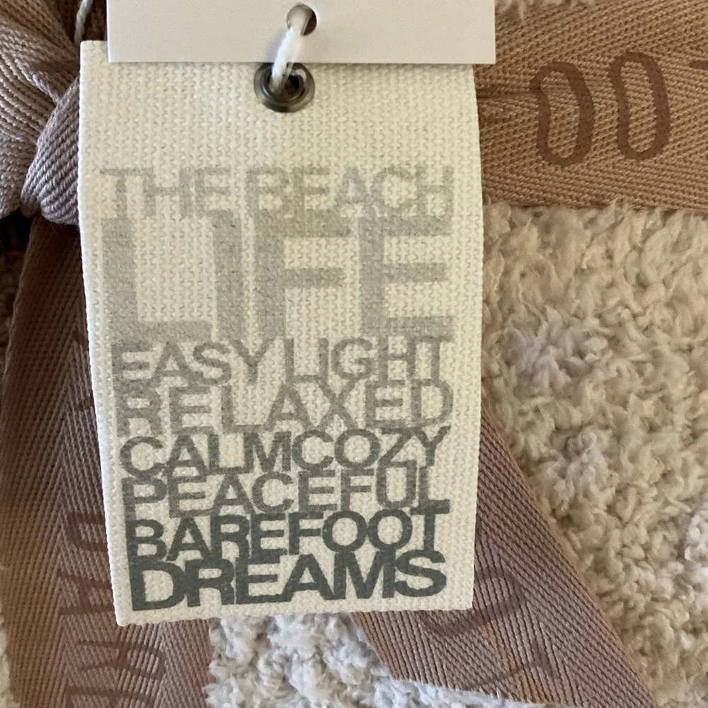 Barefoot Dreams NWT Cozy Chic Tile Check throw - Picture 4 of 5